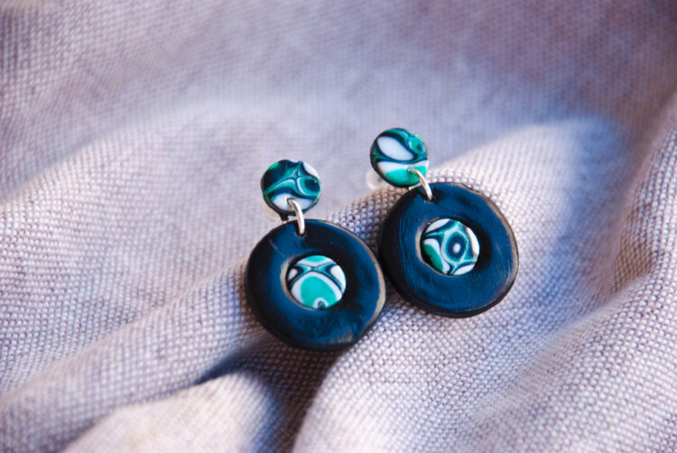 Unearthing Creativity: Why Clay Jewelry Making is the Perfect Hobby for Grandparents