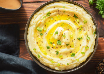 Mastering Mashed Potatoes: Unlocking the Secrets to the Fluffiest, Creamiest Side Dish Ever