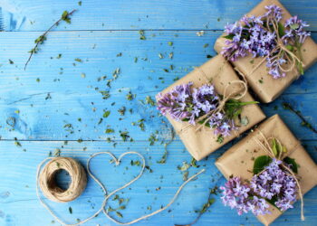 Handmade Gifts: Crafting Lasting Bonds Between Grandparents and Grandchildren